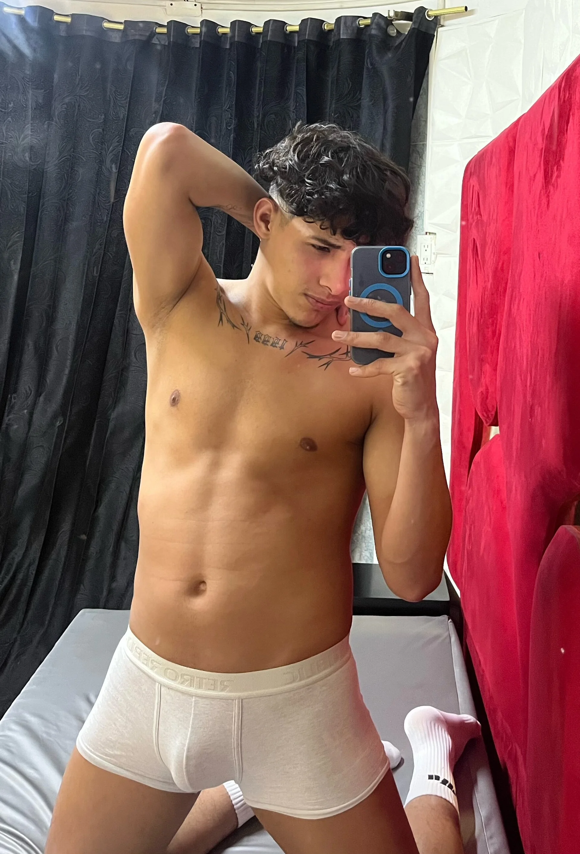 XXX Porn Photo of Nude MaxStar26 4