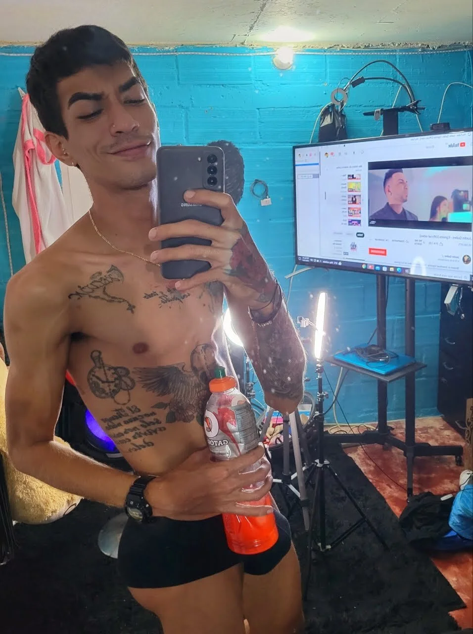 XXX Porn Photo of Nude louchart_boys 3