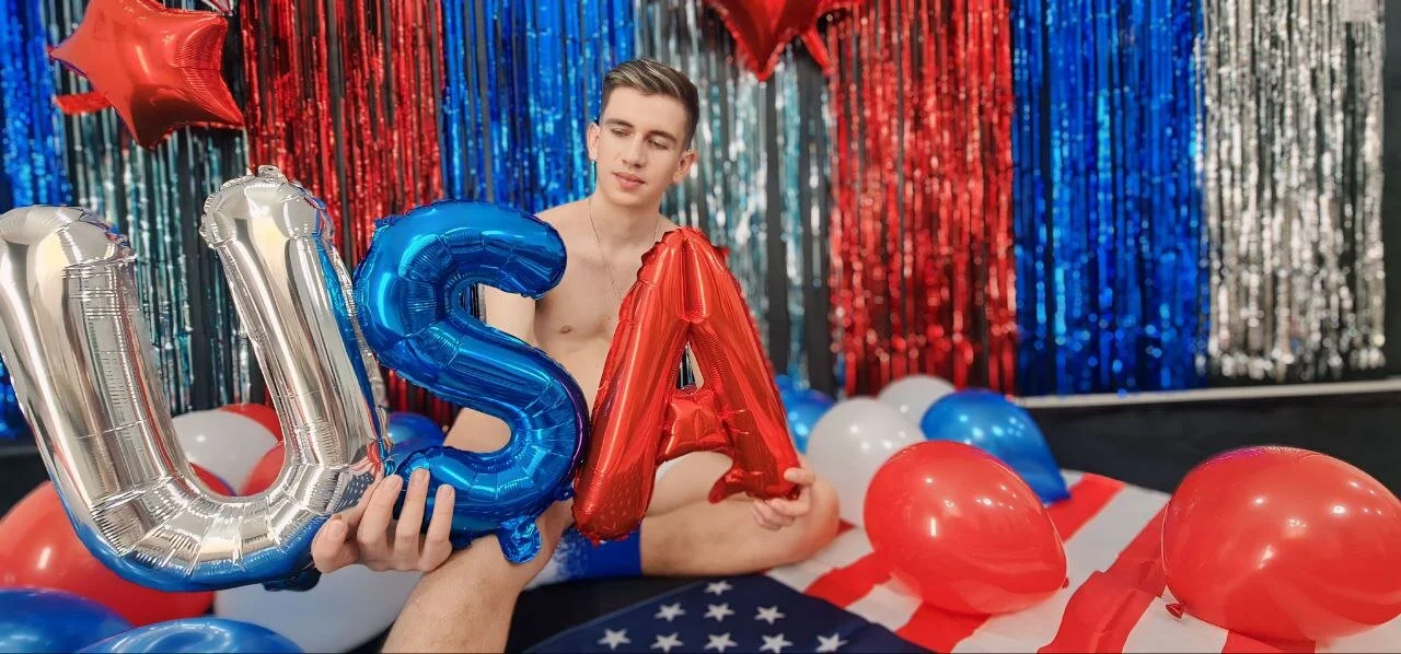 XXX Porn Photo of Nude MikaelSlow 17
