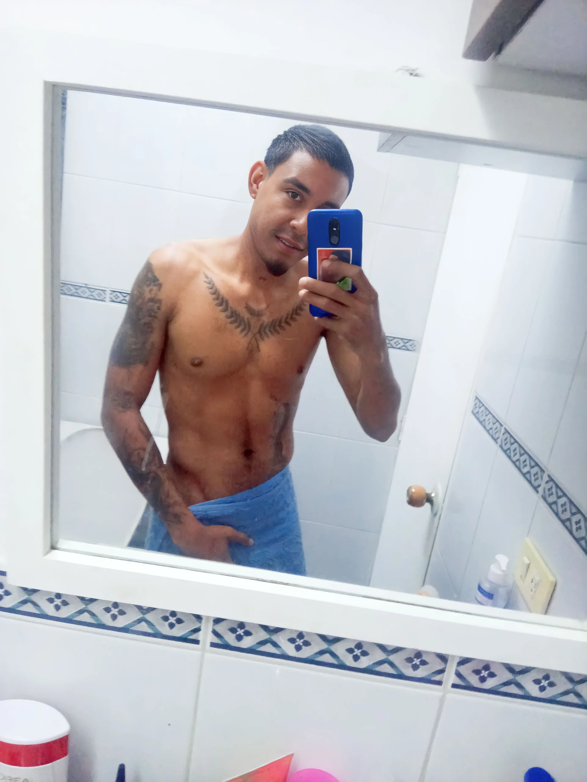 XXX Porn Photo of Nude Williamjamess95 4