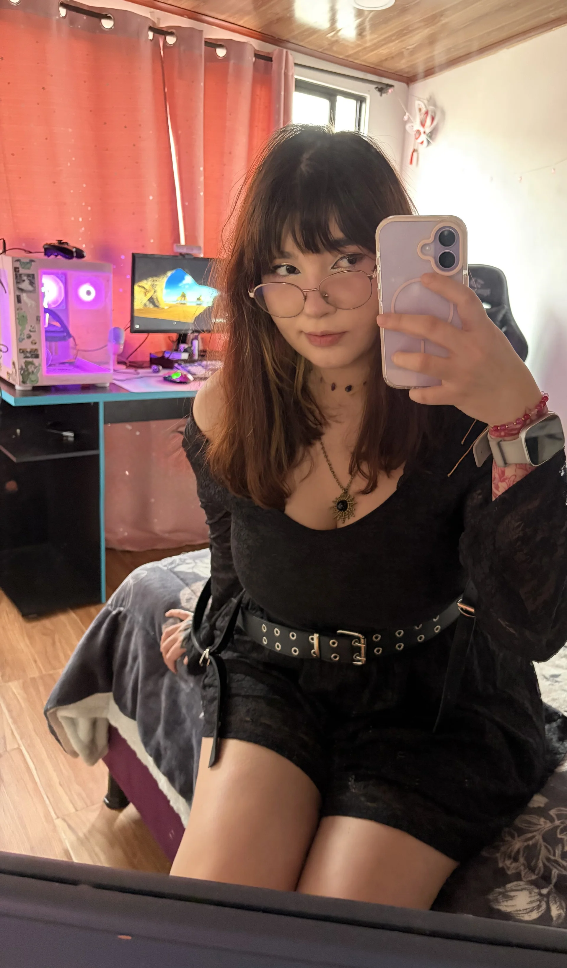 XXX Porn Photo of Nude QueenOfBeherits 1