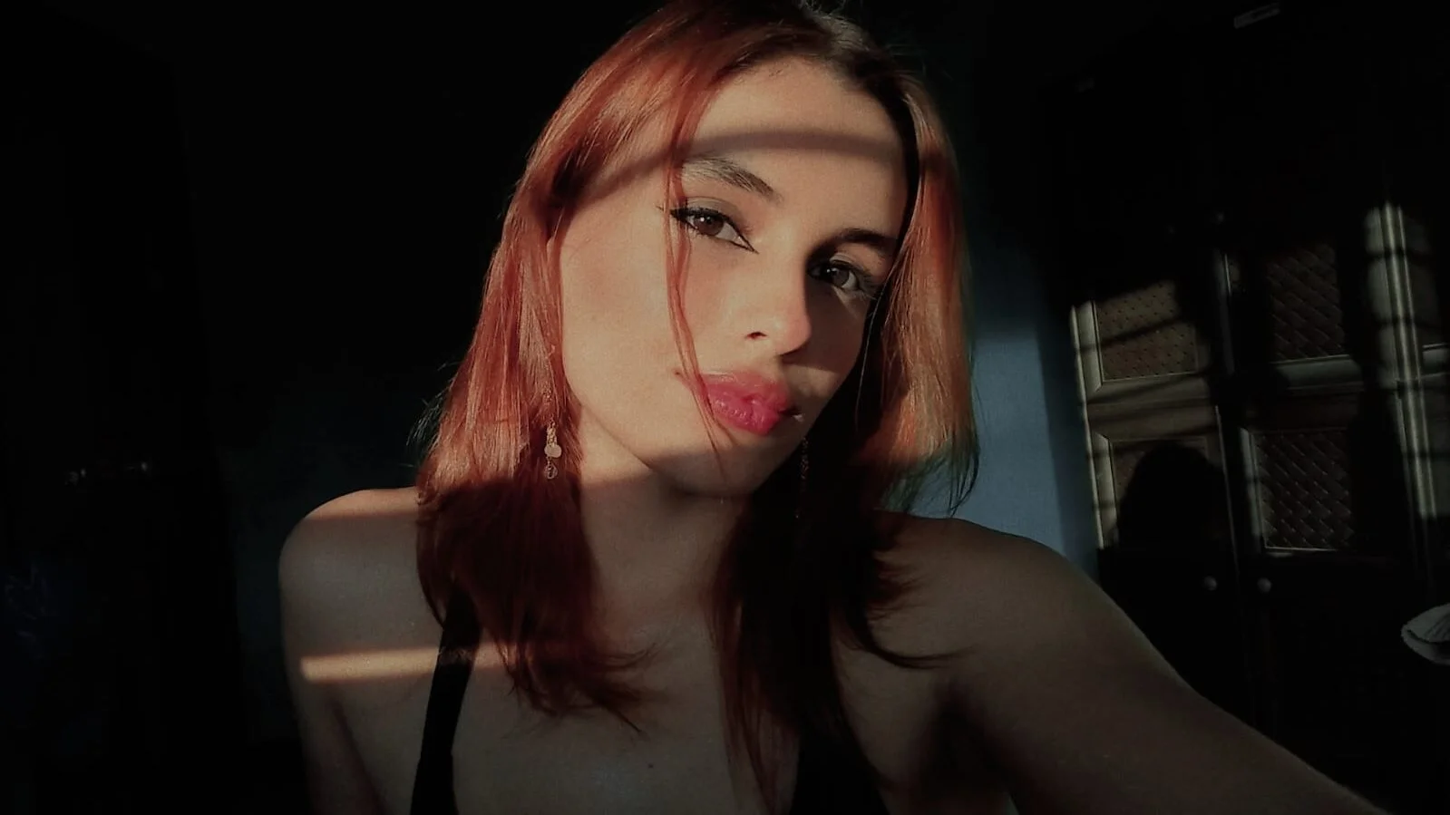 XXX Porn Photo of Nude triana_crimson 3