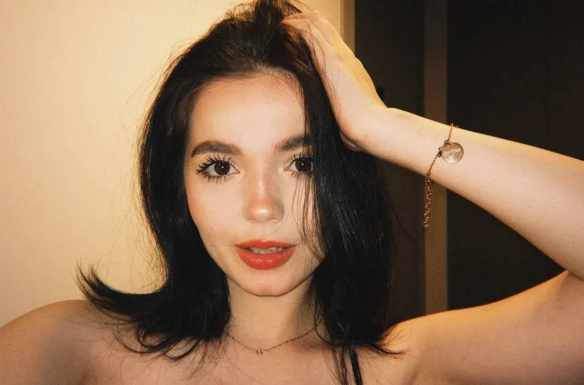 XXX Porn Photo of Nude CoralinaKiss_ 9