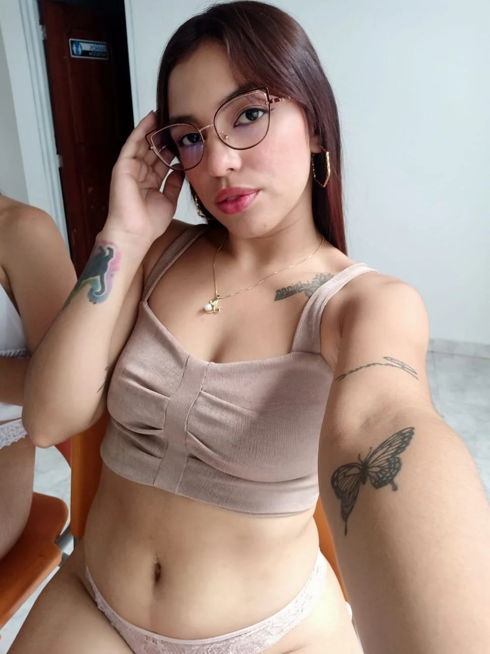XXX Porn Photo of Nude Zoe_Medina 2