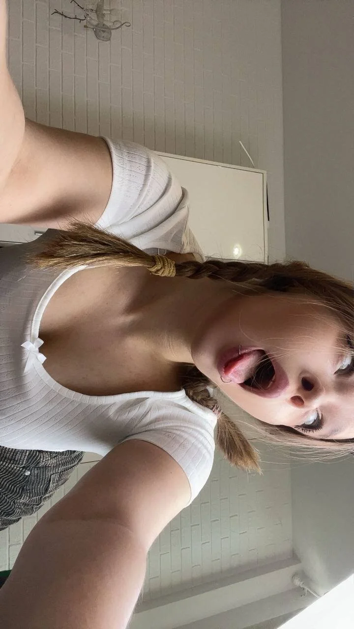 XXX Porn Photo of Nude ValBae 33