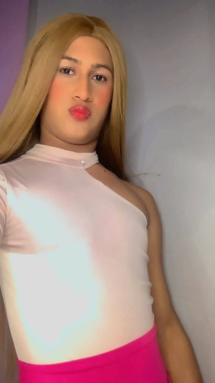 XXX Porn Photo of Nude Emma_Boms 6