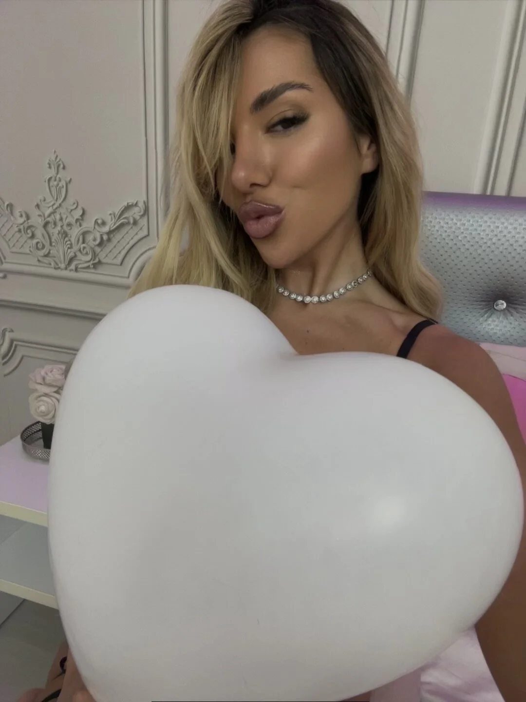 XXX Porn Photo of Nude ClaraHazel 9