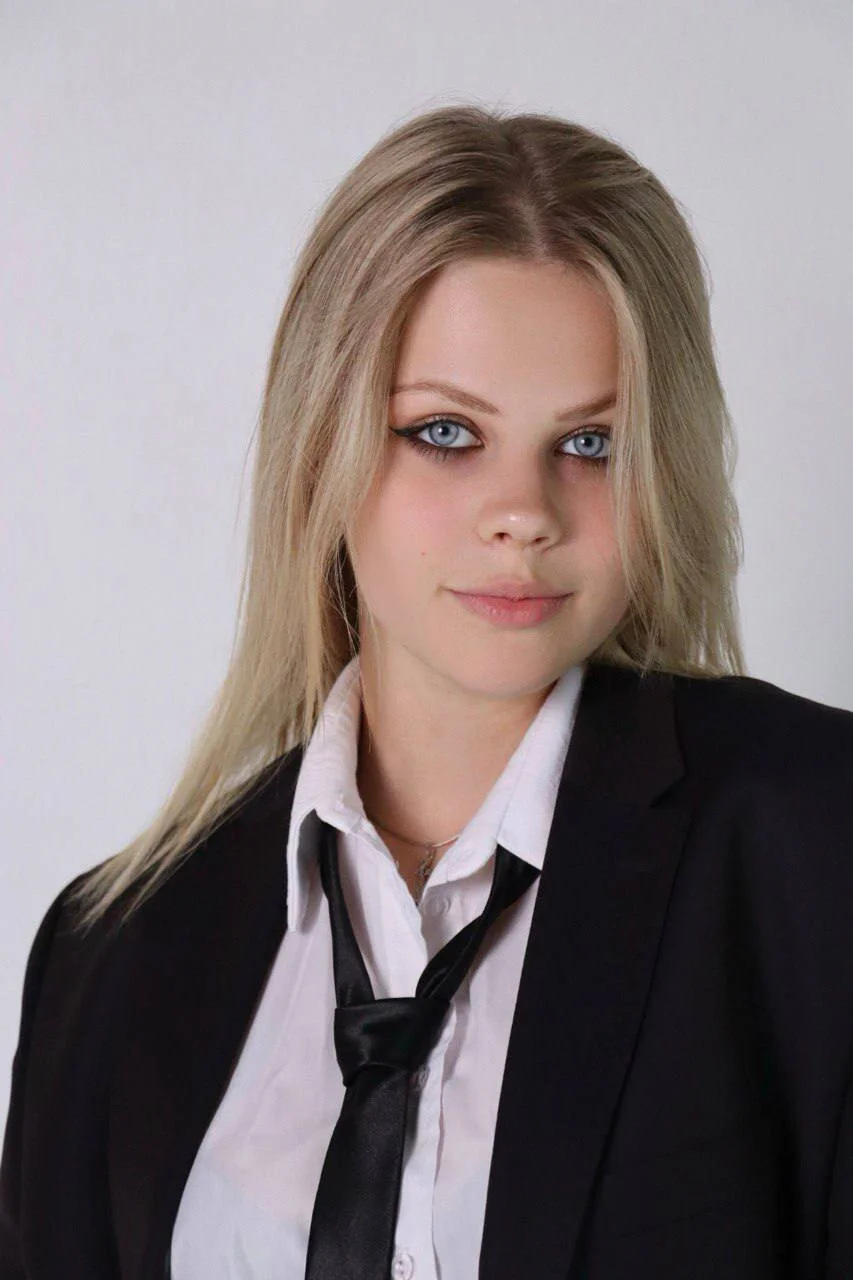 XXX Porn Photo of Nude RoyalNovaX 9